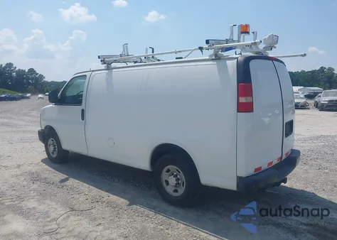 2015 Chevrolet Express 2500 Work Van z USA, uszkodzony, nr VIN 1GCWGFCF3F1160207